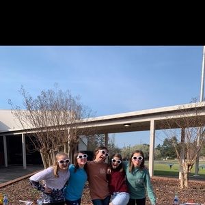 Meet your Posher, Savannah